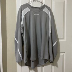 Reebok graphic longsleeve